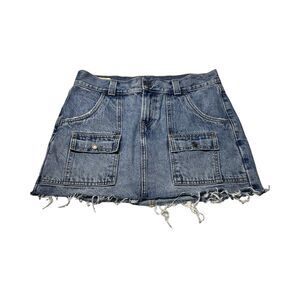 Levi's Women's Premium Mini‎ Icon Outback Skirt Blue Cutoff Denim Cargo Pocket